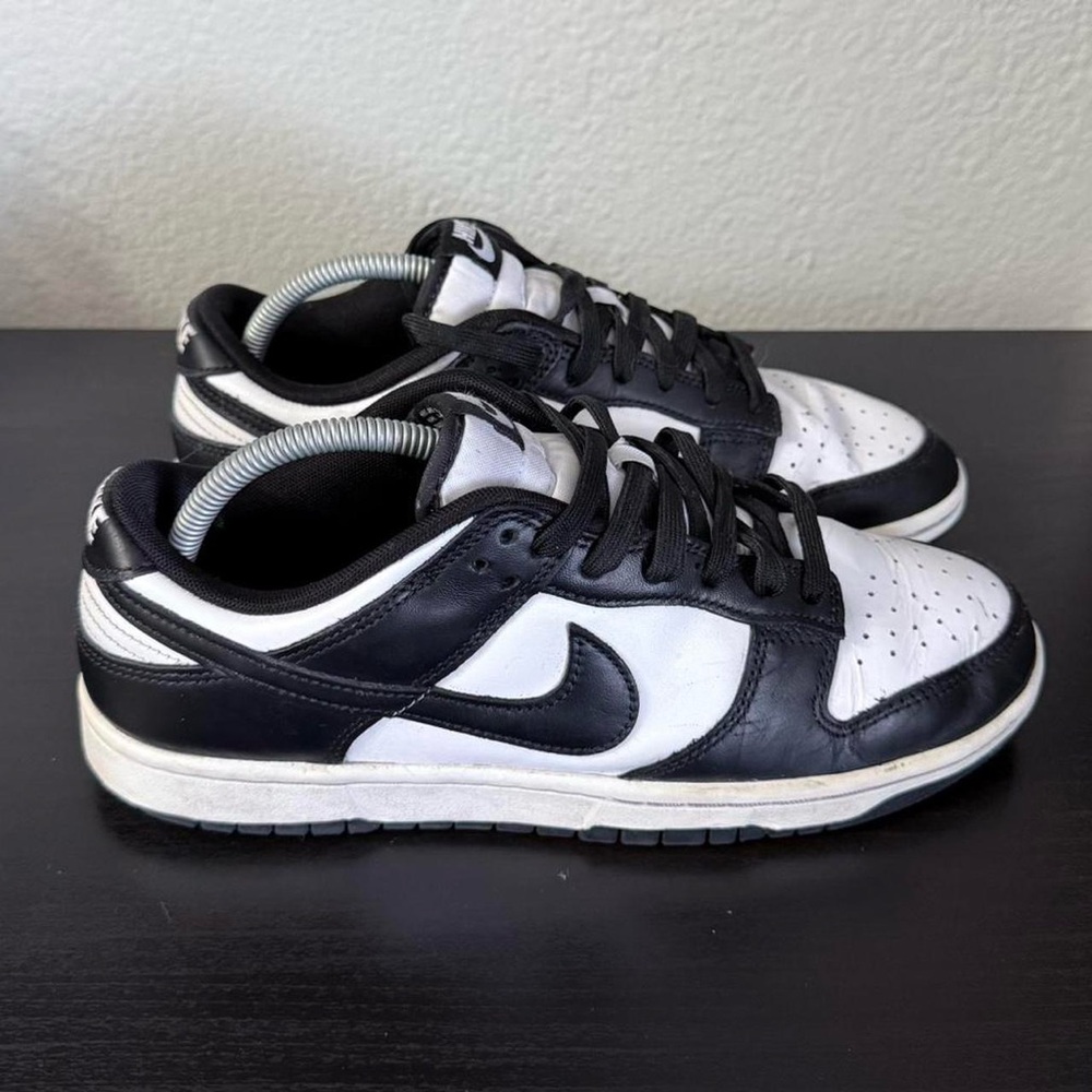 Nike Panda Dunks - Picture 3 of 6